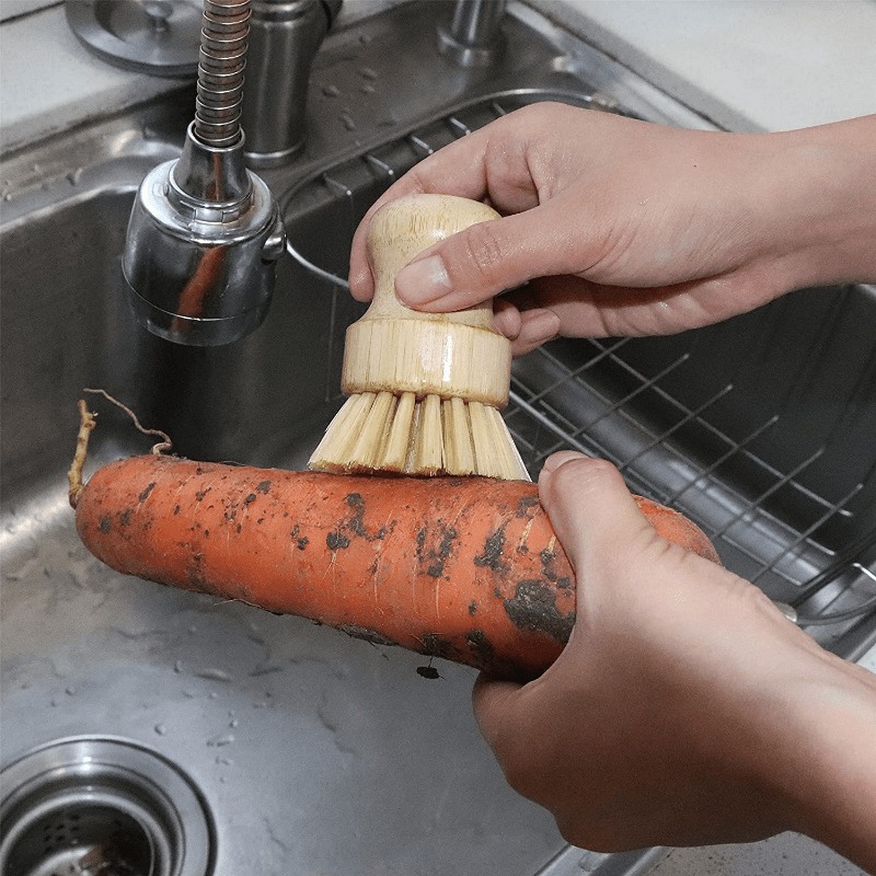 فرشاة غسيل الأطباق الخشبية من  - مراجعة Dish Brush Bamboo وسعره